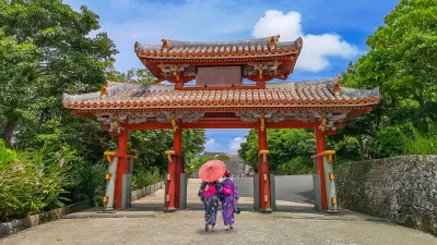 Giappone:  le isole remote di Okinawa